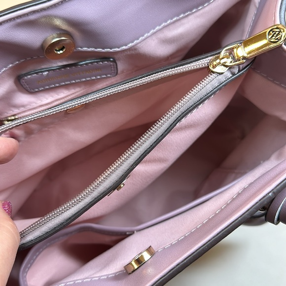 NWT Adrienne Vittadini Lilac Marina Collection Crocodile Tote w/Crossbody Strap - Picture 11 of 13
